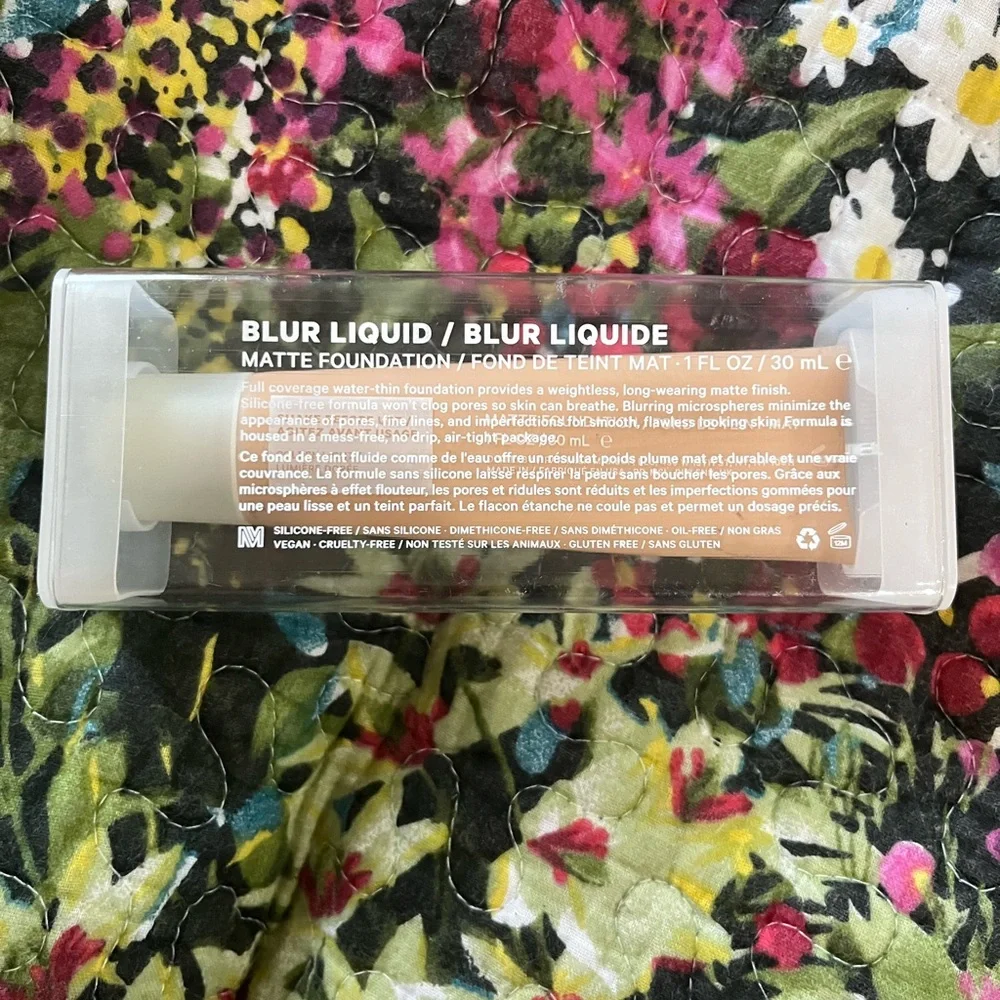 Milk Makeup Blur Liquid Matte Foundation 30ML - Golden Light NWT - Picture 3 of 7